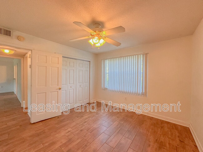 Building Photo - 516 Arlington Dr