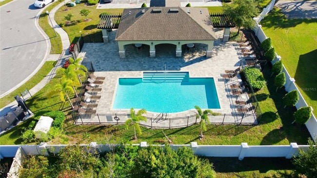 Building Photo - 1461 Clear Brook Pl