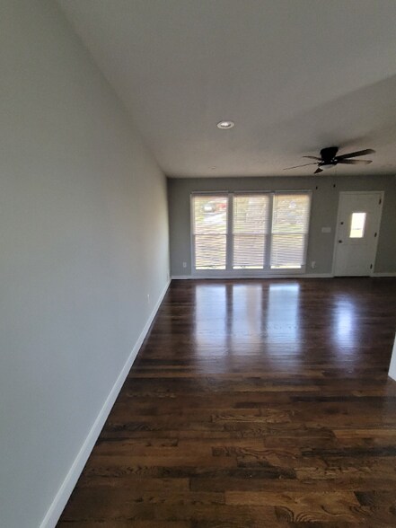 Building Photo - 4981 Crowe Dr SE