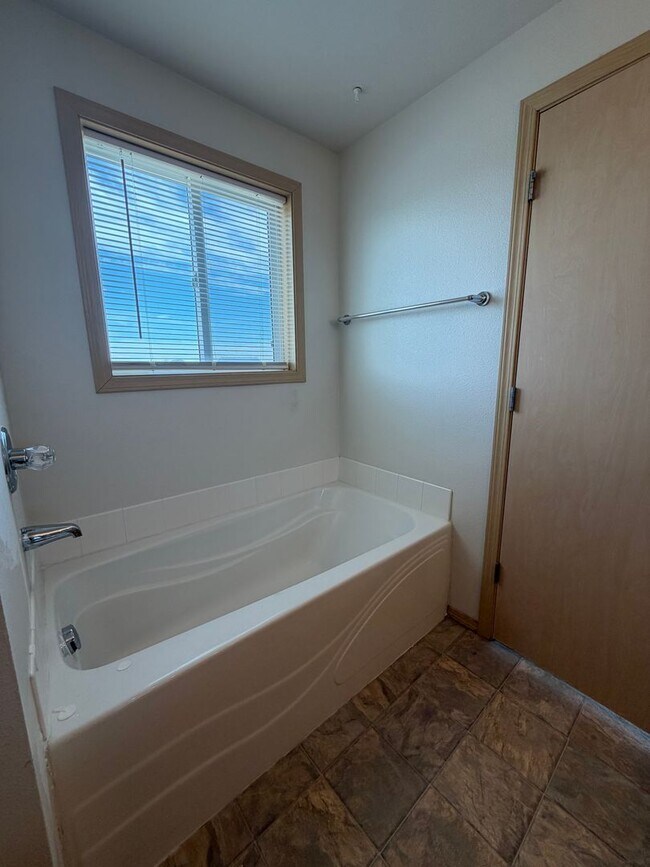 Building Photo - 4003 Messara Ln