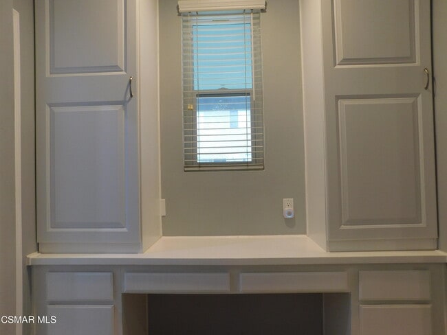 Building Photo - 728 Navito Way