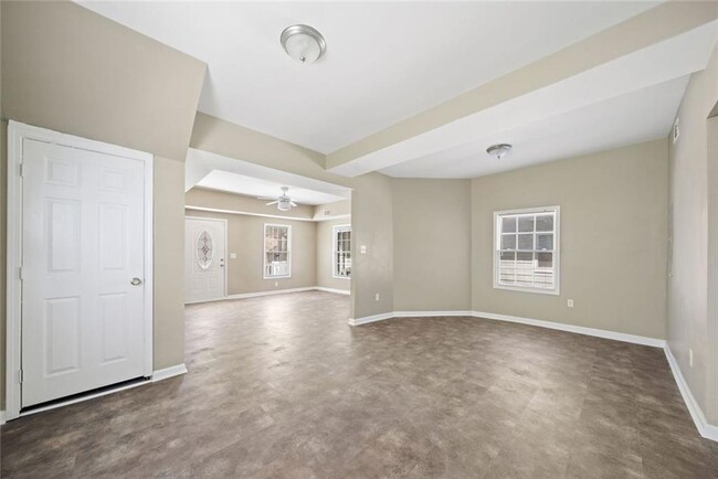Building Photo - 92 Ormond St SE