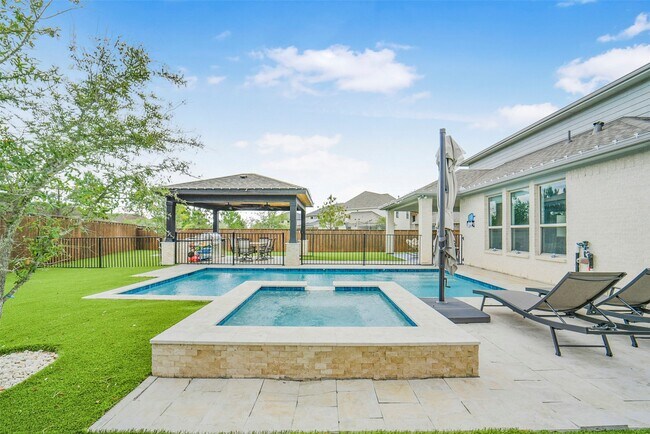 Building Photo - 147 Renodes Garden Ln