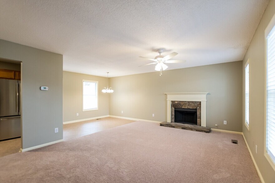 Building Photo - 414 Ivy Crest Dr