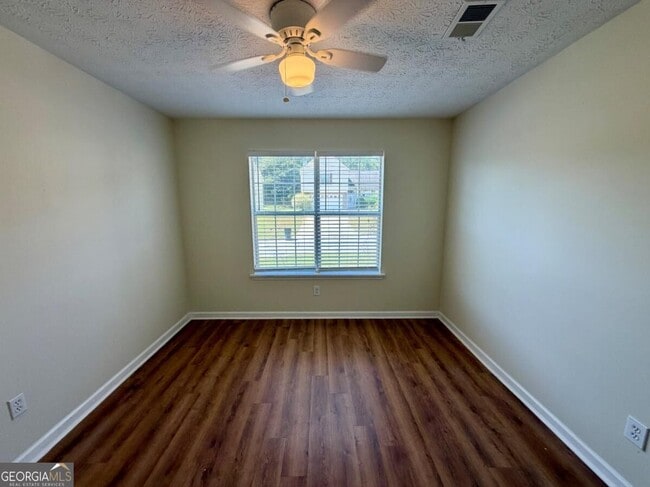 Building Photo - 4212 Reeshemah St