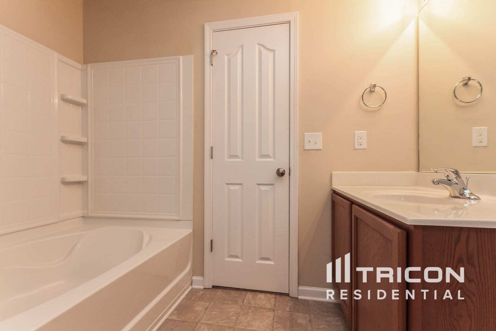 Building Photo - 4848 Magnasco Ln
