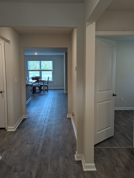 Building Photo - 4521 East Coast Ln