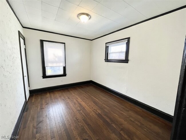 Building Photo - 4032 E 142nd St