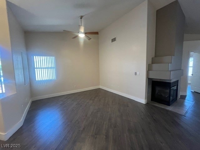Building Photo - 3352 Kylemore St