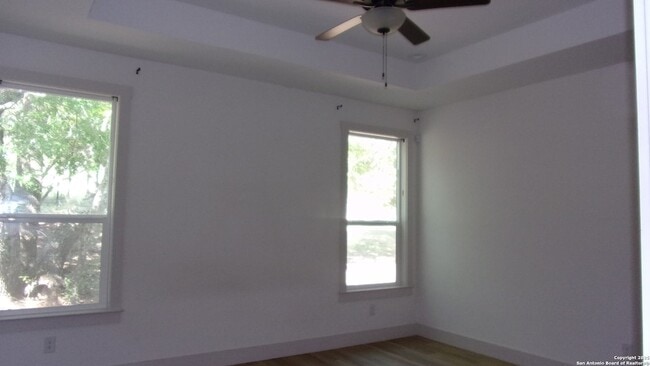 Building Photo - 1482 Birch Ln
