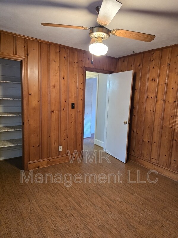 Building Photo - 4120 Leeds Dr