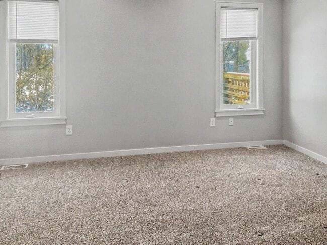 Building Photo - 6156-6158 Fairgrove St