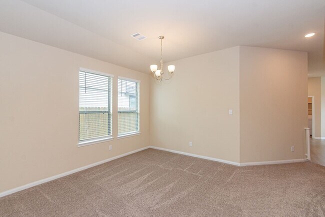 Building Photo - 14657 E Pine Heart Dr