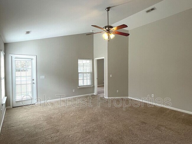 Building Photo - 610 Savannah River Dr