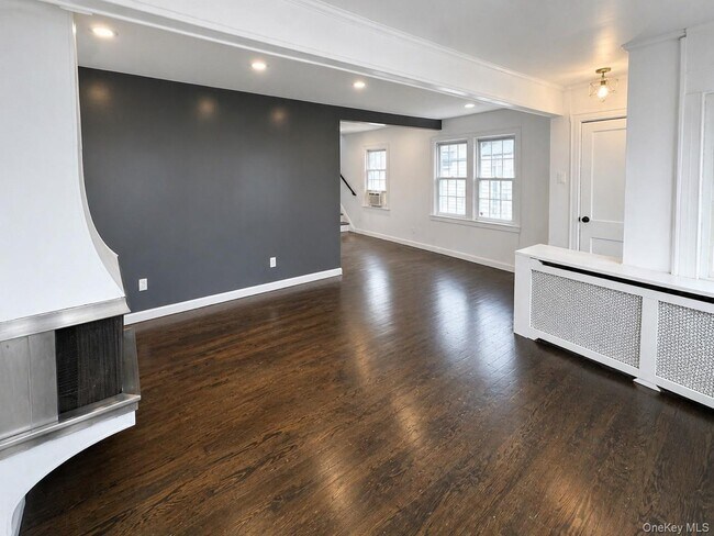 Building Photo - 48 Rosebud Ave