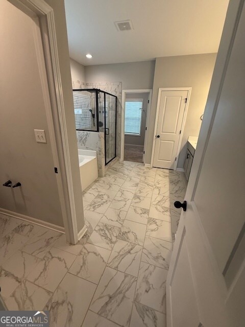 Building Photo - 123 Weeping Moss Way