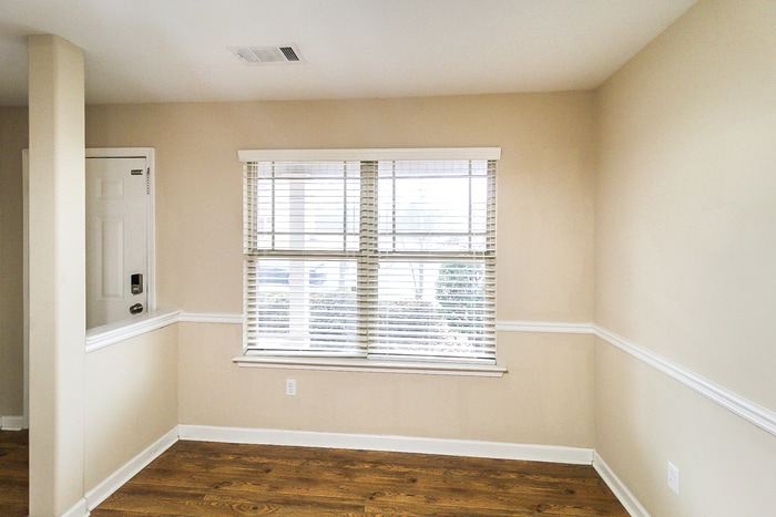 Building Photo - 921 Justice Dr