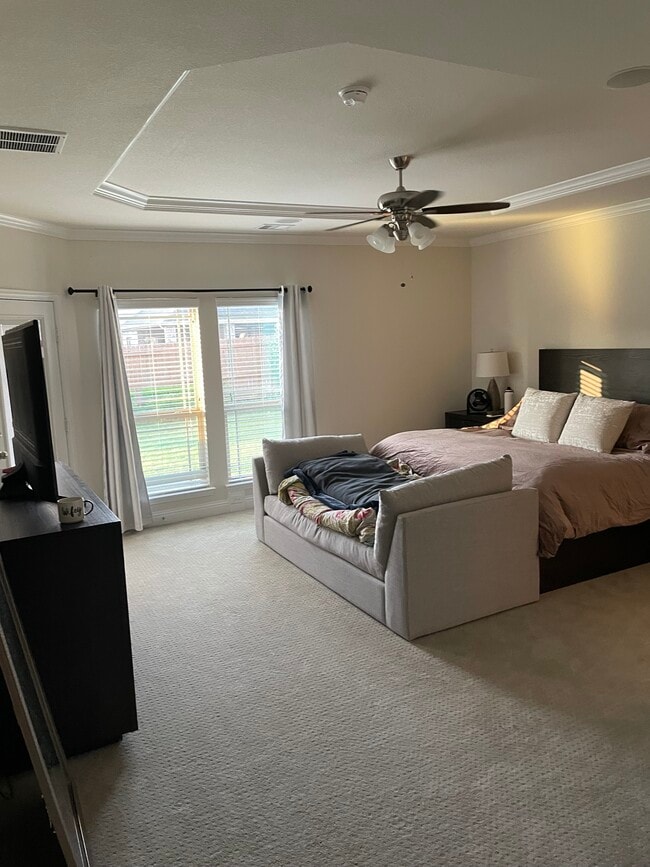 Building Photo - 4402 De Bourgh Ln