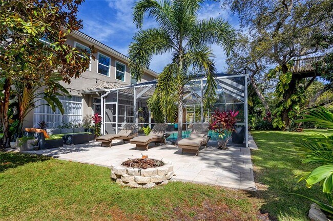Building Photo - 2241 Highland Woods Dr