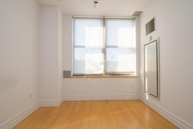 Building Photo - 1 bedroom in BROOKLYN NY 11201