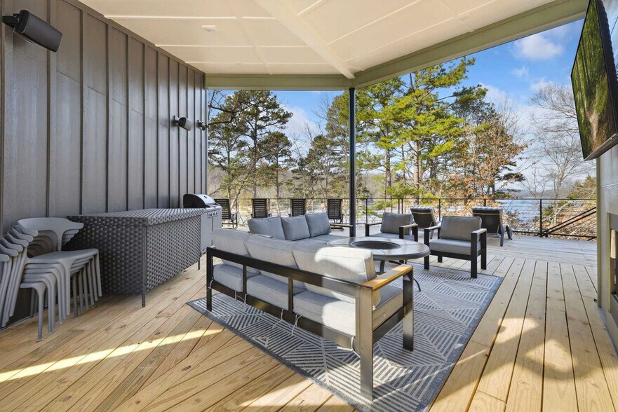 Building Photo - 8691 Rambo North Rd