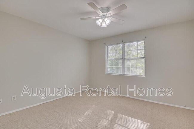Building Photo - 169-A Petersburg Circle