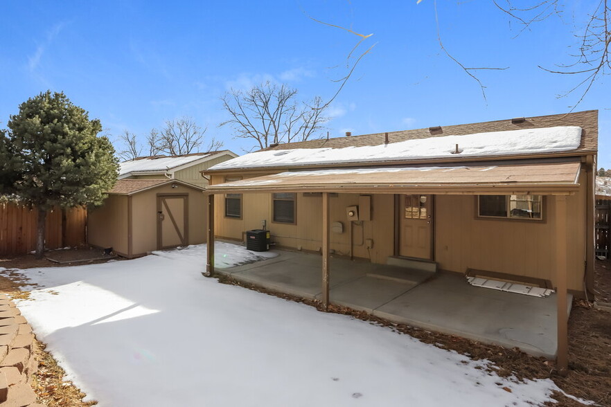 Building Photo - 8993 W Ontario Ave