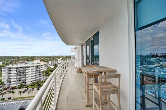 Building Photo - 2821 N Ocean Blvd