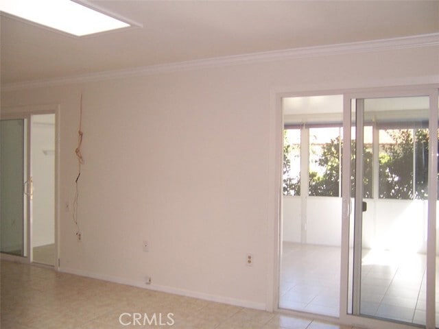 Building Photo - 3147 Via Vista