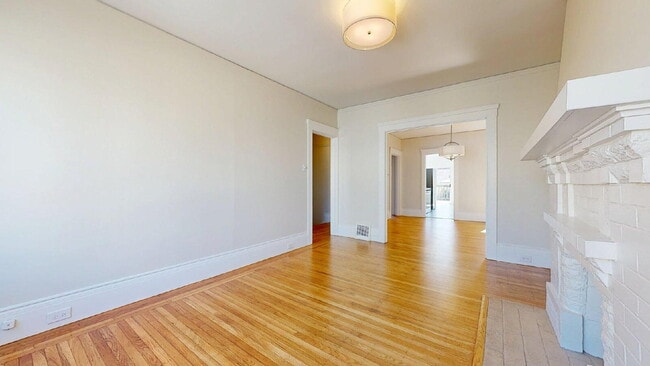 Building Photo - Charming Inner Sunset Single Family Home w...