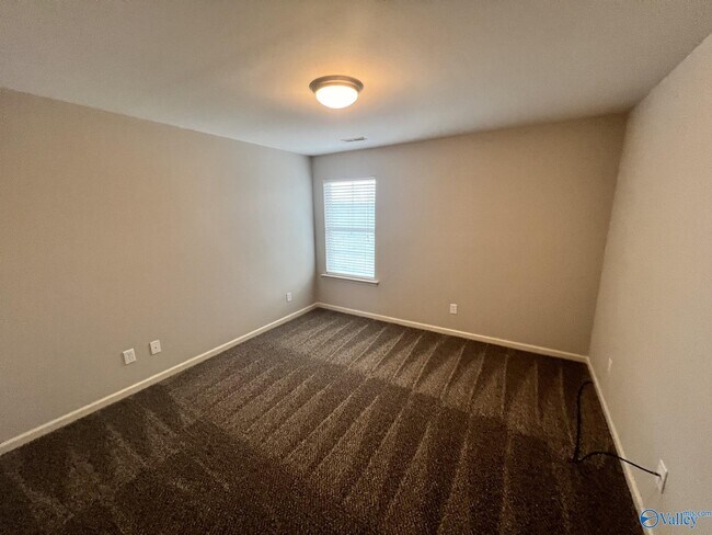Building Photo - 1 Atherton Cir SW
