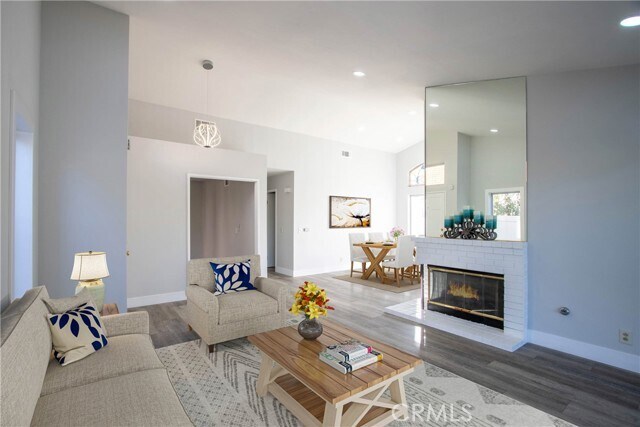 Building Photo - 28094 Palm Villa Dr
