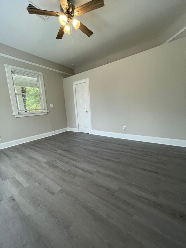 Building Photo - AMAZING 3br/2ba NEW RENOVATION IN ATLANTA!...