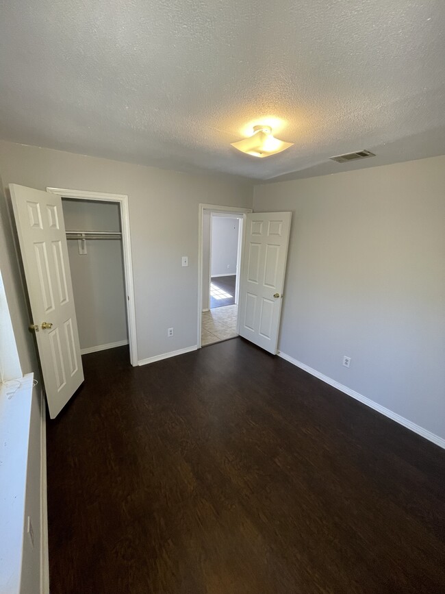 2nd Bedroom with Walk-in closet - 301 Spring Branch Ln