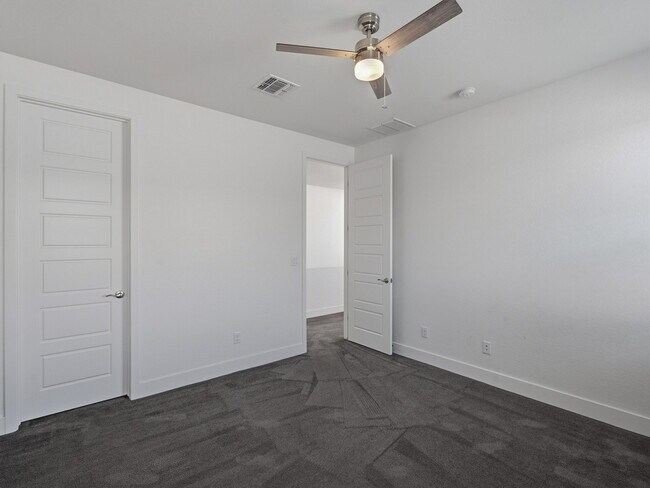 Building Photo - 4910 S Tune