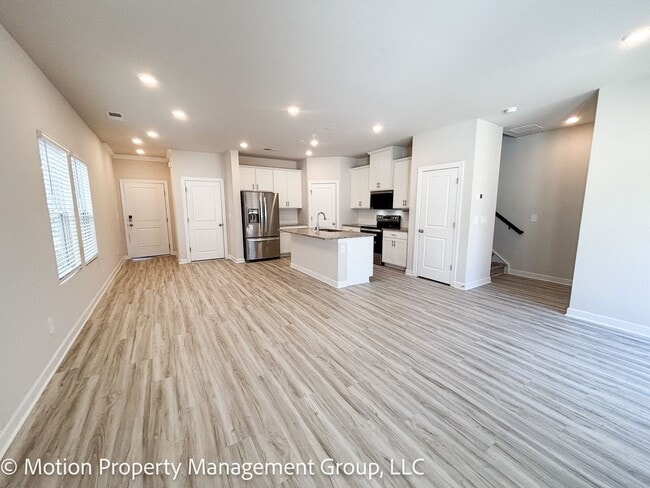 Building Photo - 5041 Kellaher Pl