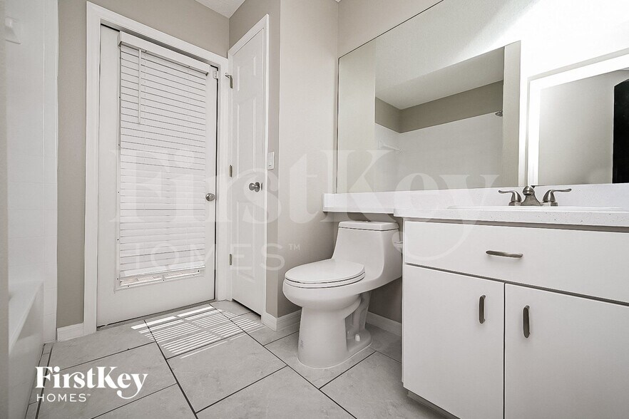 Building Photo - 4318 Brooke Dr