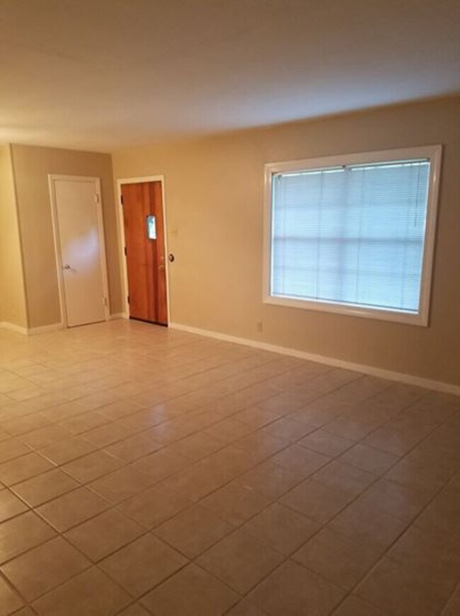 411 Frederick 411 Frederick St Monroe LA 71201 Apartment Finder