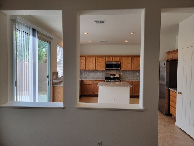 Building Photo - Stunning 3 Bedroom Rental - In Nevada Trails