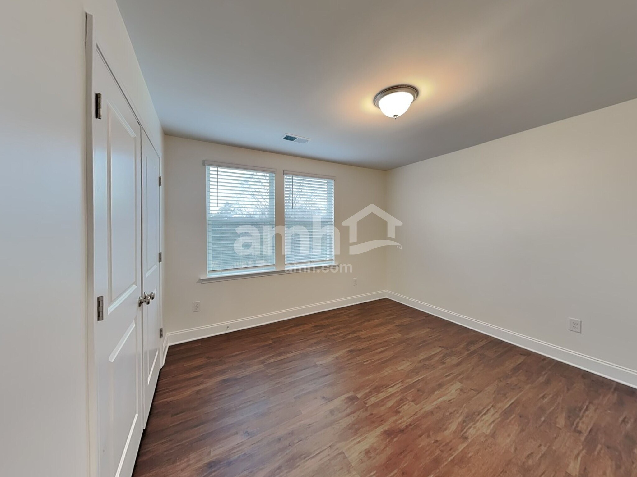 Building Photo - 106 Cairo Ct