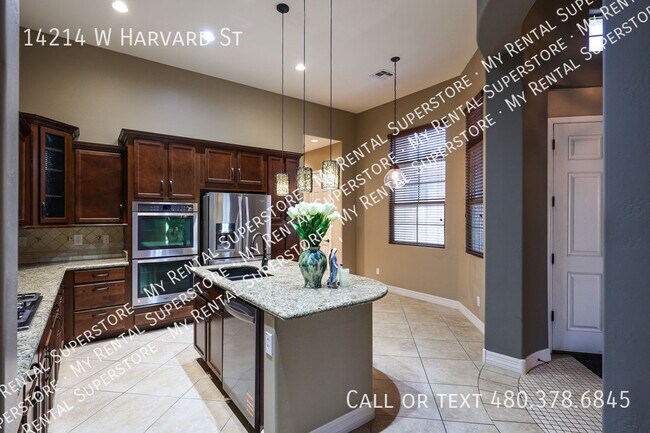 Building Photo - 14214 W Harvard St