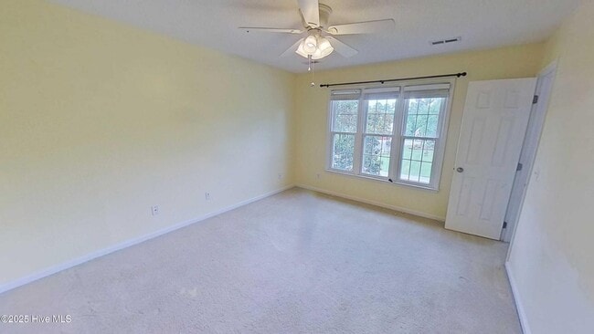 Building Photo - 6935 Lipscomb Dr