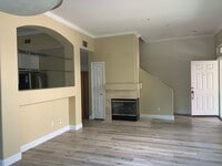 Building Photo - Remodeled Tustin Townhome 2B/3B