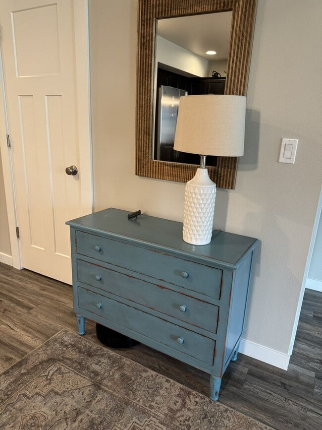 Building Photo - Furnished Hermiston Rental