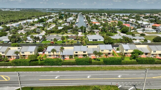 Building Photo - 2707 N Hwy A1A