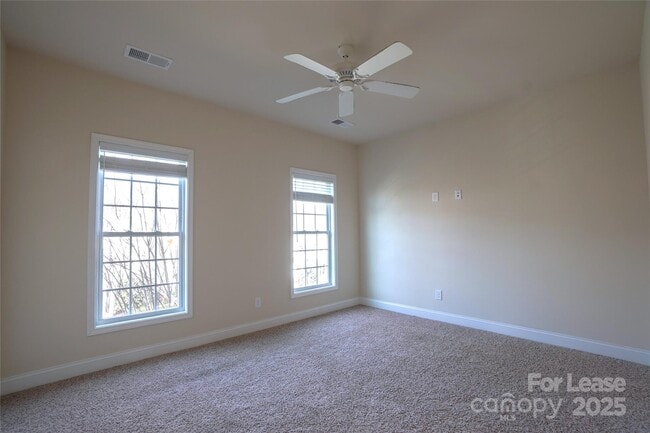 Building Photo - 6426 Hove Rd