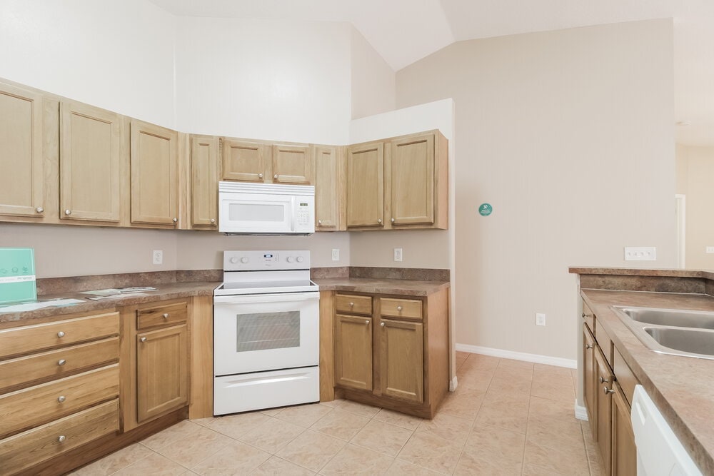 Building Photo - 2131 Colonial Woods Blvd
