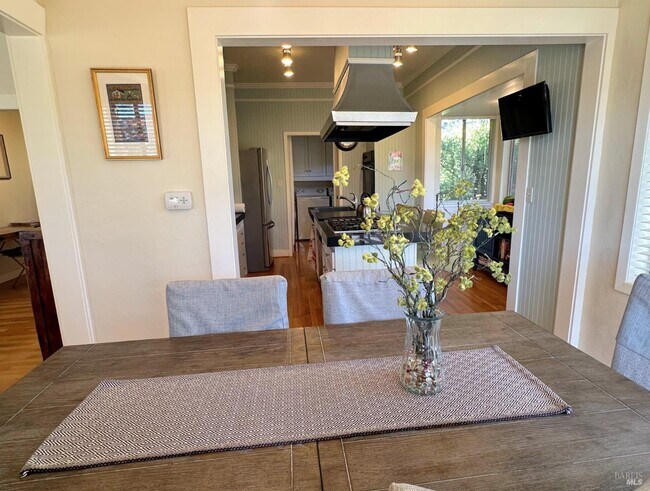 Building Photo - 926 Champion Ln