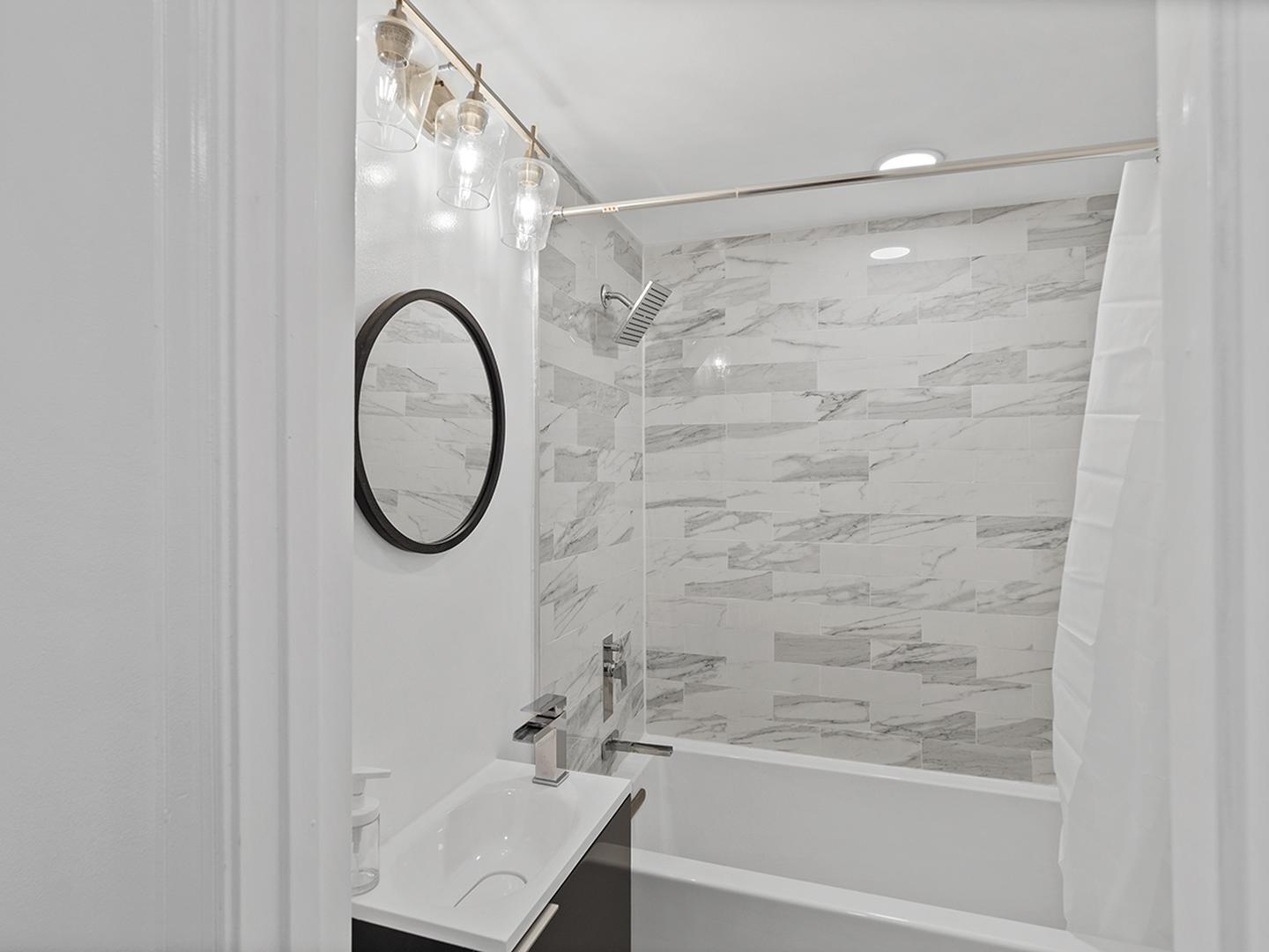 Building Photo - Brightwood Park townhouse near Fort Totten...