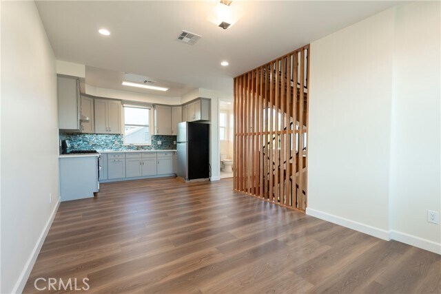 Building Photo - 5922 Encinita Ave